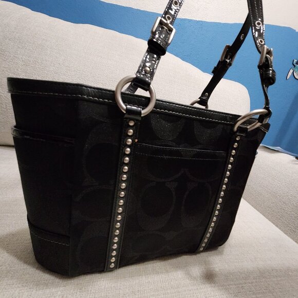 FLAWLESS Coach Signature Black Lurex Studded Shoulder Bag Purse - Picture 3 of 14